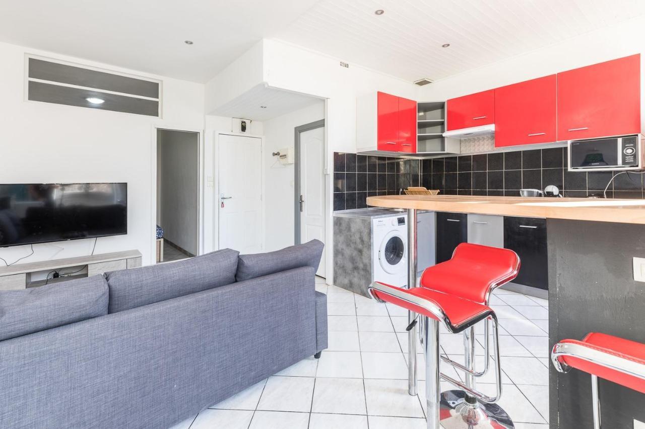 Ideally Placed To Visit Toulon + Bright Flat - Idealement Place Pour Visiter Toulon + Lumineux Exterior photo